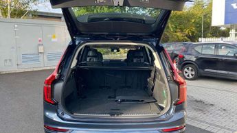 Volvo XC90 2.0 B5P Plus Dark 5dr AWD Geartronic