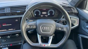 Audi Q3 35 TFSI Black Edition 5dr S Tronic