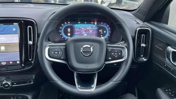 Volvo XC40 2.0 B4P Ultimate Dark 5dr Auto
