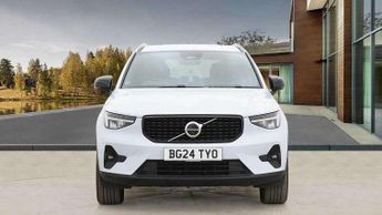 Volvo XC40 2.0 B4P Plus Dark 5dr Auto