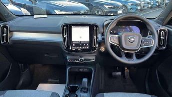 Volvo XC40 2.0 B3P Core 5dr Auto