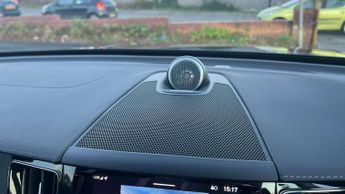 Volvo XC60 2.0 B5P Ultra Dark 5dr AWD Geartronic