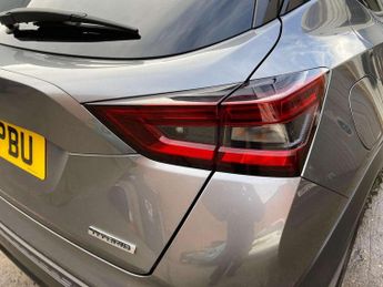 Nissan Juke 1.6 Hybrid Premiere Edition 5dr Auto