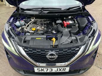 Nissan Qashqai 1.3 DiG-T MH 158 N-Connecta 5dr Xtronic
