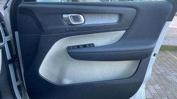 Volvo XC40 1.5 T3 [163] Inscription Pro 5dr Geartronic