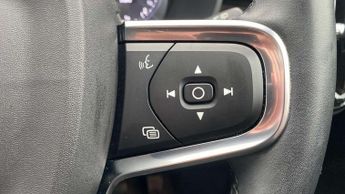 Volvo XC40 Recharge 1.5 T5 Recharge PHEV Ultimate Dark 5dr Auto