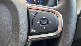 Volvo XC60 2.0 B5P Core 5dr AWD Geartronic