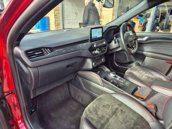 Ford Kuga 2.5 PHEV ST-Line X 5dr CVT