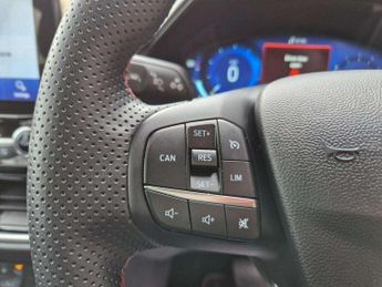 Ford Puma 1.0 EcoBoost Hybrid mHEV ST-Line 5dr DCT