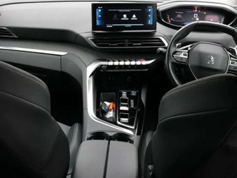 Peugeot 3008 1.2 Hybrid 136 Allure Premium+ 5dr e-DSC6