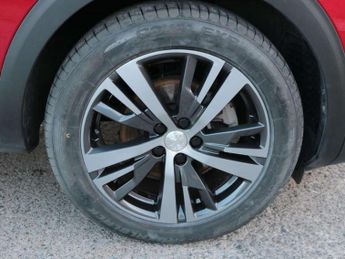 Peugeot 3008 1.2 Hybrid 136 Allure Premium+ 5dr e-DSC6