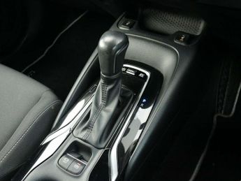 Toyota Corolla Touring Sport 1.8 VVT-i Hybrid Icon Tech 5dr CVT