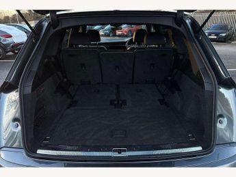 Audi Q7 50 TDI Quattro S Line 5dr Tiptronic