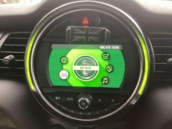 MINI Hatchback 5dr 1.5 Cooper Classic II 5dr Auto