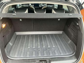 Renault Captur 1.6 E-TECH Hybrid 145 SE Edition 5dr Auto