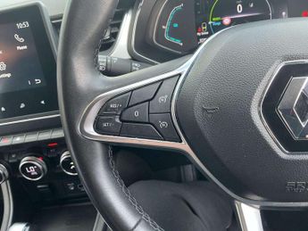 Renault Captur 1.6 E-TECH Hybrid 145 SE Edition 5dr Auto