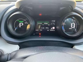 Toyota Yaris 1.5 Hybrid Excel 5dr CVT