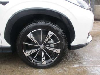 MG HS 1.5 T-GDI Trophy 5dr DCT