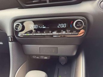 Mazda 2 Hybrid 1.5i Hybrid Homura 5dr CVT