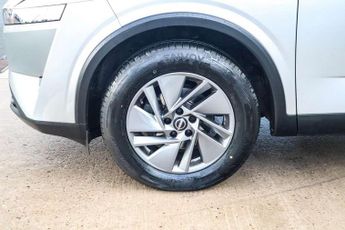 Nissan Qashqai 1.3 DiG-T MH 158 Acenta Premium 5dr Xtronic