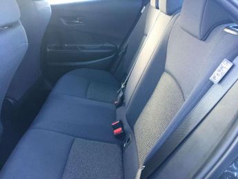 Toyota C-HR 1.8 Hybrid Icon 5dr CVT