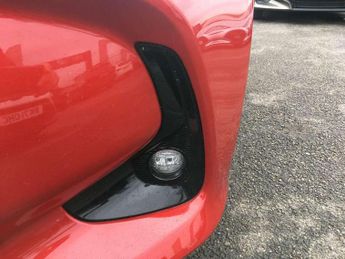 Toyota Yaris 1.5 Hybrid Design 5dr CVT