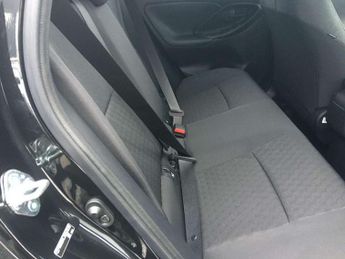 Toyota Yaris 1.5 Hybrid Design 5dr CVT