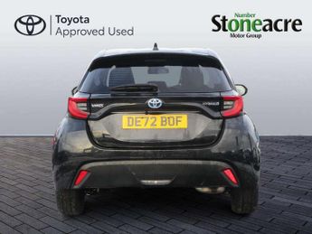Toyota Yaris 1.5 Hybrid Design 5dr CVT