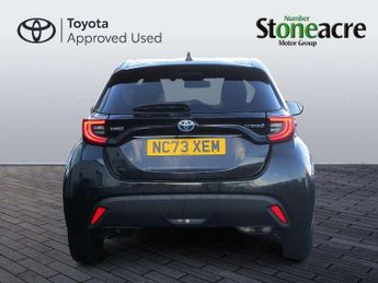 Toyota Yaris 1.5 Hybrid Design 5dr CVT