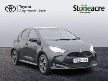 Toyota Yaris 1.5 Hybrid Design 5dr CVT