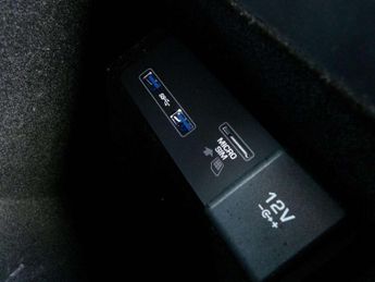 Land Rover Range Rover Evoque 2.0 P250 R-Dynamic SE 5dr Auto