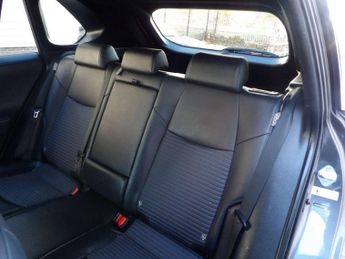 Toyota RAV4 2.5 VVT-i Hybrid Dynamic 5dr CVT