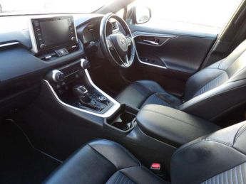 Toyota RAV4 2.5 VVT-i Hybrid Dynamic 5dr CVT