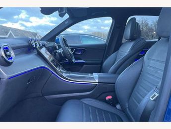 Mercedes-Benz GLC GLC 300 4Matic AMG Line Premium Plus 5dr 9G-Tronic