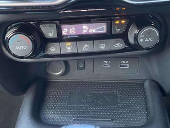 Nissan Juke 1.0 DiG-T Tekna 5dr DCT