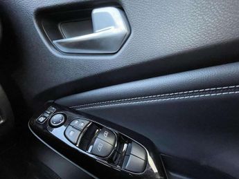 Nissan Juke 1.0 DiG-T Tekna 5dr DCT