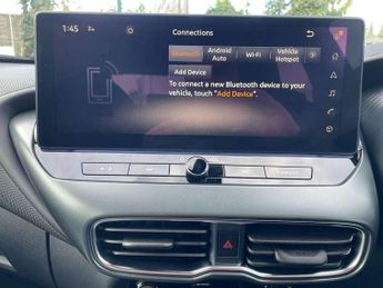 Nissan Juke 1.6 Hybrid N-Connecta 5dr Auto