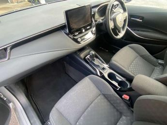 Suzuki Swace 1.8 Hybrid Motion 5dr CVT