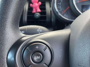 MINI Hatchback 5dr 1.5 Cooper Classic 5dr Auto