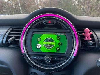 MINI Hatchback 5dr 1.5 Cooper Classic 5dr Auto