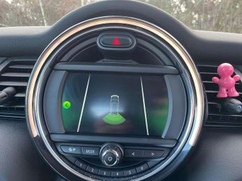 MINI Hatchback 5dr 1.5 Cooper Classic 5dr Auto