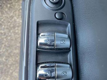 MINI Hatchback 5dr 1.5 Cooper Classic 5dr Auto