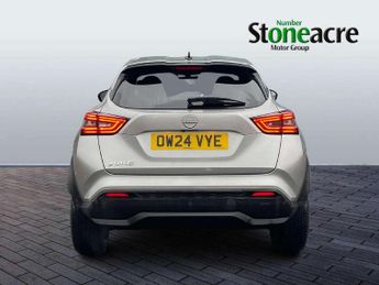 Nissan Juke 1.0 DiG-T N-Connecta 5dr DCT