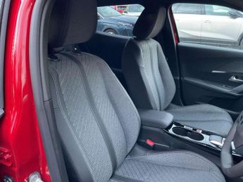 Peugeot 2008 1.2 PureTech 130 Allure 5dr EAT8