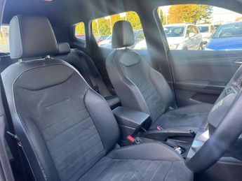 SEAT Arona 1.0 TSI 110 XPERIENCE Lux 5dr DSG