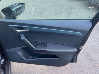 SEAT Arona 1.0 TSI 110 XPERIENCE Lux 5dr DSG