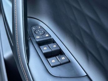 MG HS 1.5 T-GDI PHEV Trophy 5dr Auto