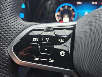 Volkswagen Golf 2.0 TDI 150 R-Line 5dr DSG