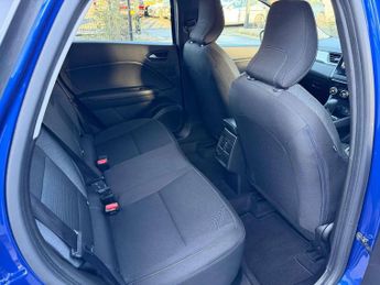 Renault Captur 1.3 TCE 140 Iconic 5dr EDC