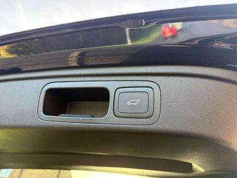 MG HS 1.5 T-GDI PHEV Trophy 5dr Auto